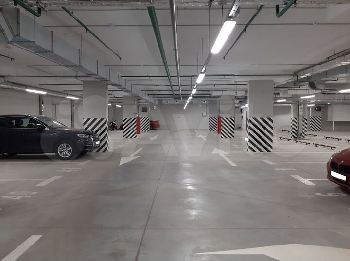 Машиноместо, 13 м²