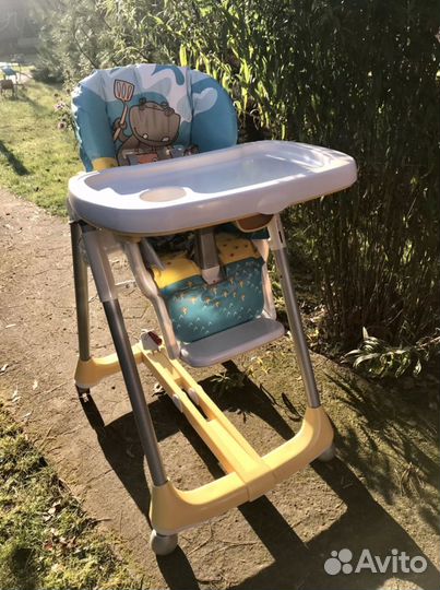 Детский стульчик для кормления