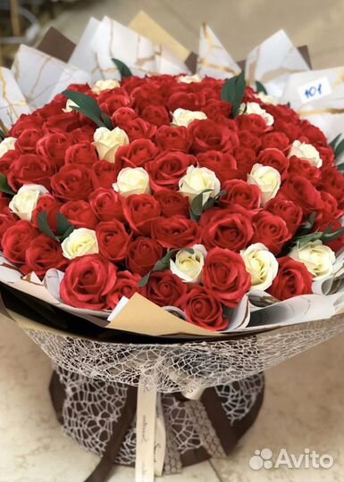 Букеты из мыльных 101 роз подарок 8 марта цветы