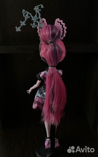 Кукла Монстер Хай Дракулаура Монстры по обмену