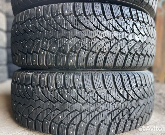 Formula Ice 215/55 R17