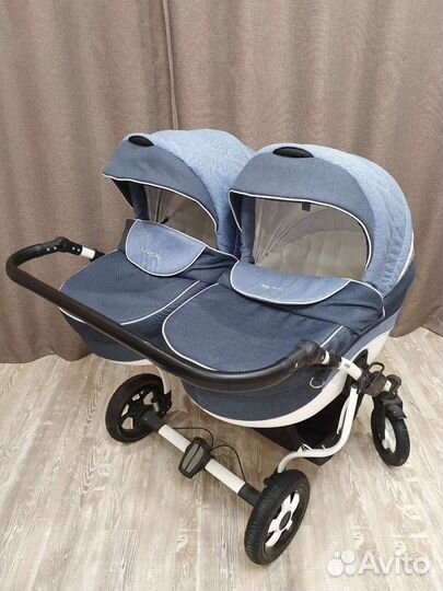 Коляска для двойни