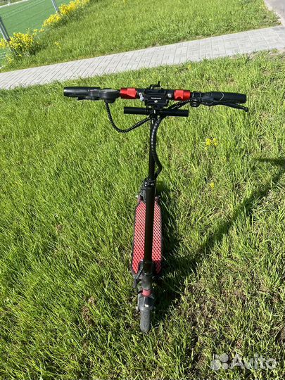 Электросамокат Kugoo X1