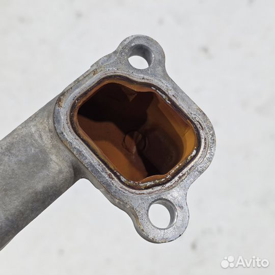 Фланец охлаждения Lexus LX470 2 поколение (J100), 1998 - 2007