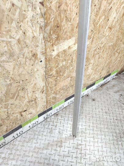 Молдинг крыши левый Porsche Cayenne