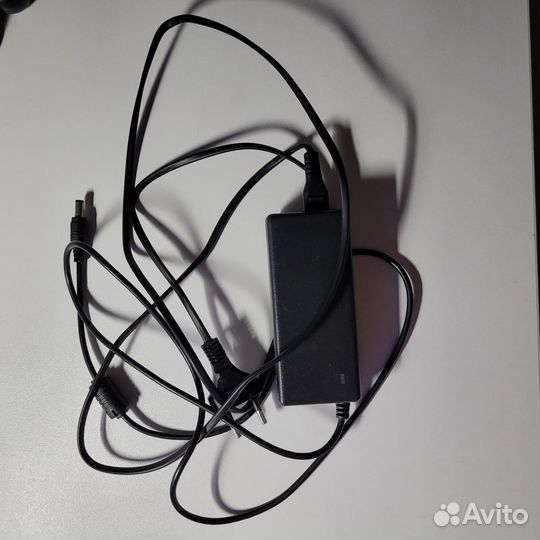 Продается нетбук Lenovo IdeaPad S110