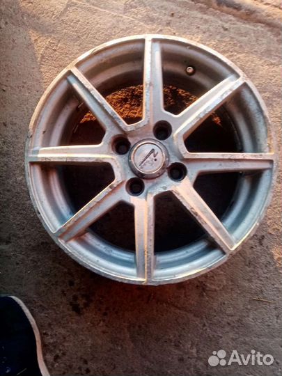 R14 Авторос X-Trim 165/45, PCD 4x98 DIA 20