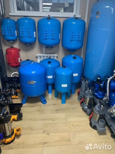 Гидроаккумулятор Беламос 100VT синий, вертикальный