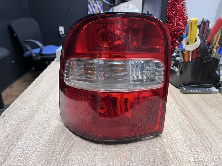 Фонарь задний левый Kia Sportage 1 после 1999