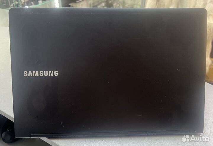 Ноутбук Samsung NP900X4C