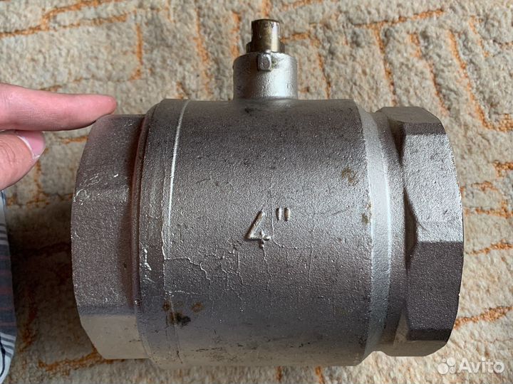 Кран шаровый 4