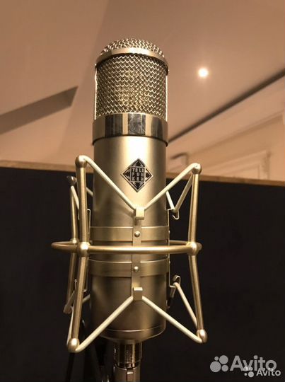 Telefunken U47