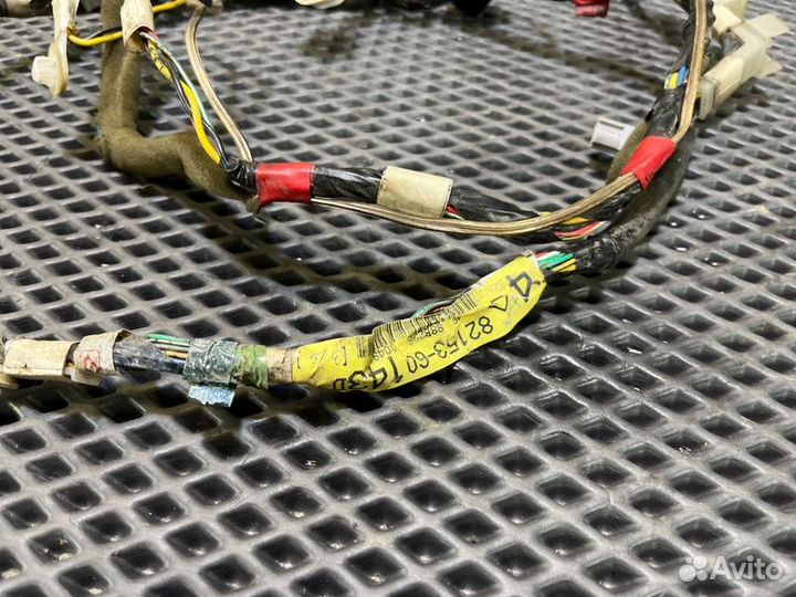 Проводка двери прав. зад. Toyota Land cruiser