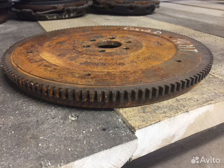 Маховик Opel Corsa D хэтчбек 1.4 2008