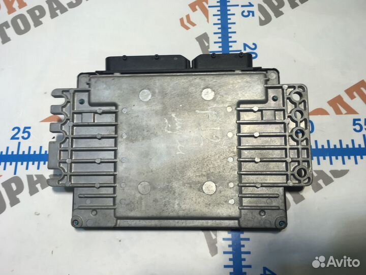 Ниссан Примьера Блок управления двигателем