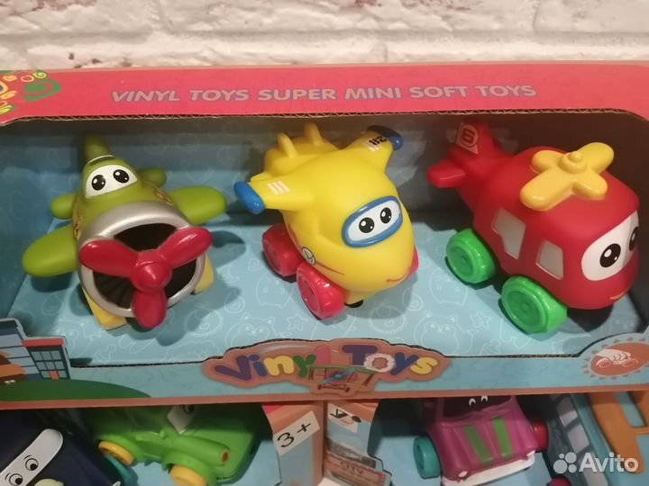 Машинка игрушка