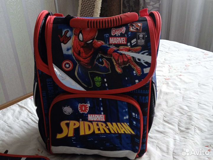 Школьный рюкзак Человек паук