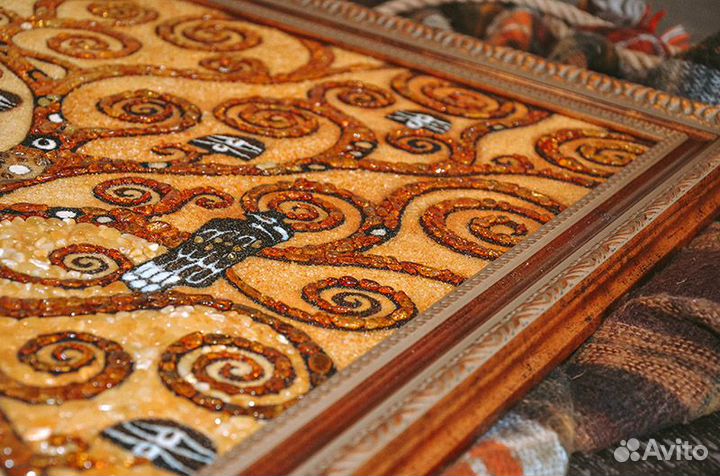 Картина из янтаря «Древо жизни»