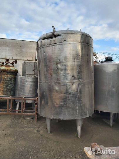 Емкость нерж.4м3