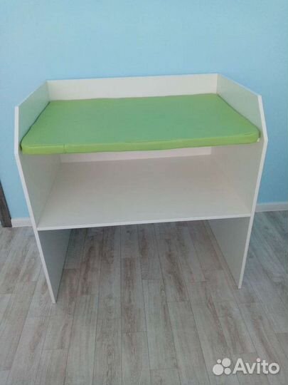 Пеленальный столик