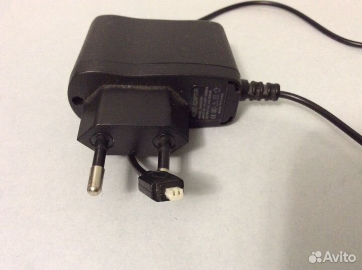 Зарядное устройство