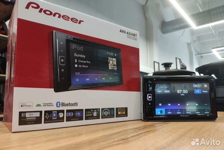 Pioneer AVH-A240BT магнитола 2DIN