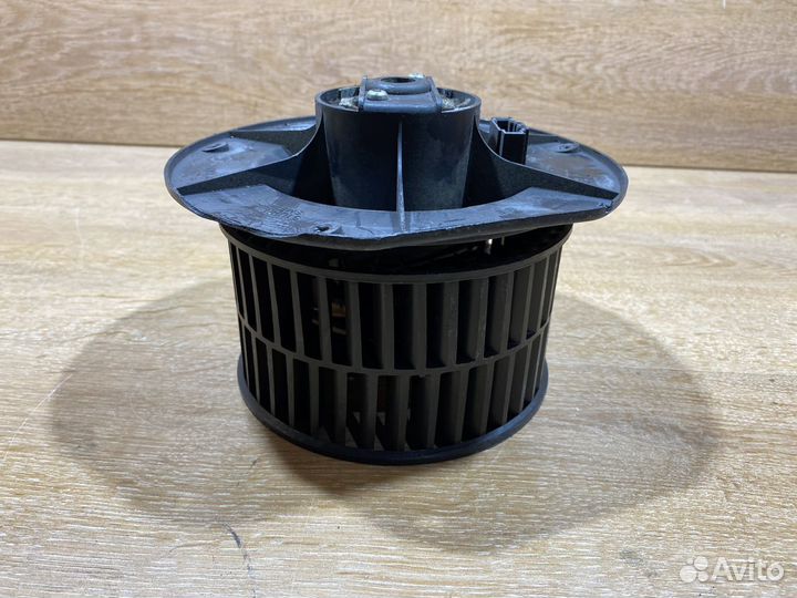 Моторчик печки Volkswagen Sharan 151009