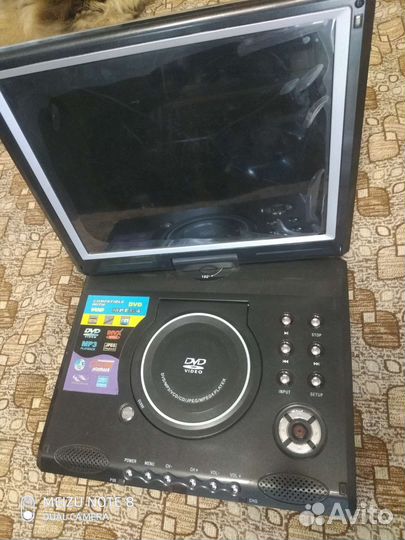 Портативный центр DVD -SD + телевизор