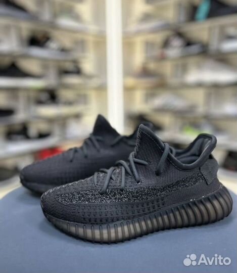 Кроссовки женские летние Adidas Yeezy Boost 350