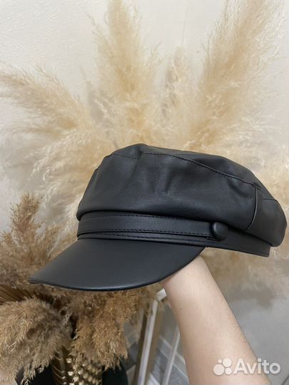 Кепка stradivarius