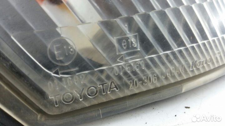 Габарит правый Toyota Caldina ST190 4SFE 1993