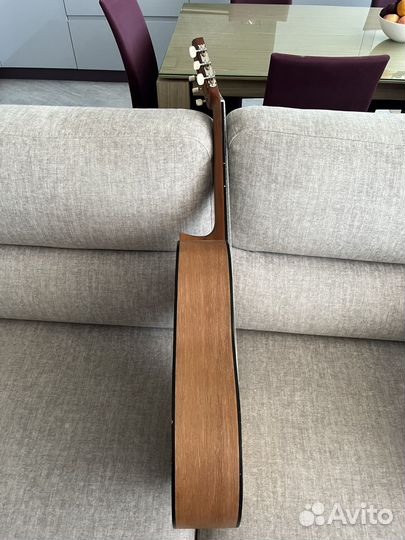 Гитара yamaha c40m