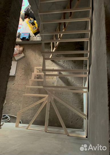 Металлоконструции для лестниц