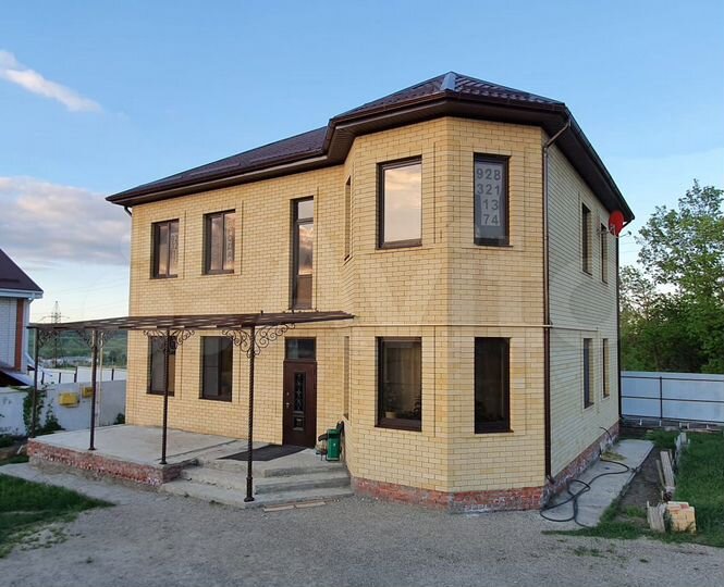 Дом 200 м² на участке 11 сот.