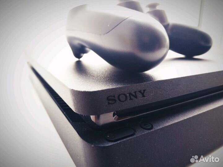 Sony Playstation 4 Slim 500GB (PS4)