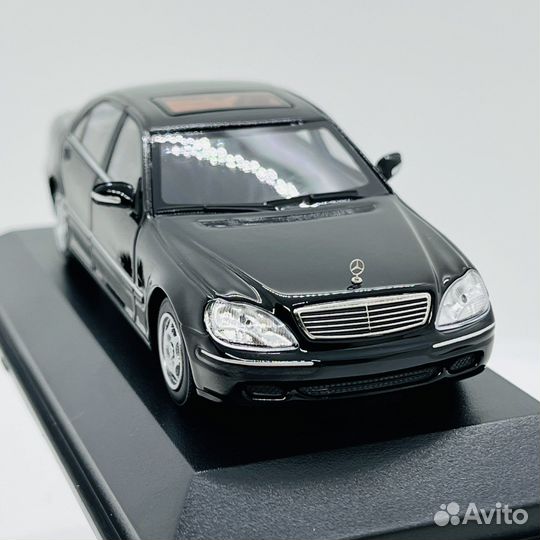 Mercedes S-Class V220 Minichamps 1:43