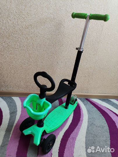 Самокат детский с сиденьем и ручкой