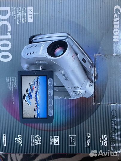 Цифровая видеокамера canon