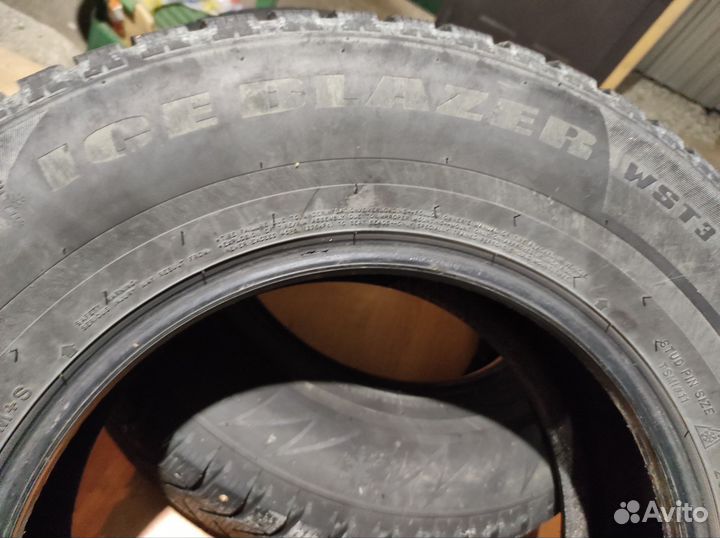 Шины 235 70r16 зимние б/у