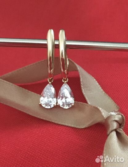 Серьги с цирконом