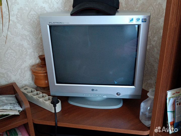 Продам монитор LG