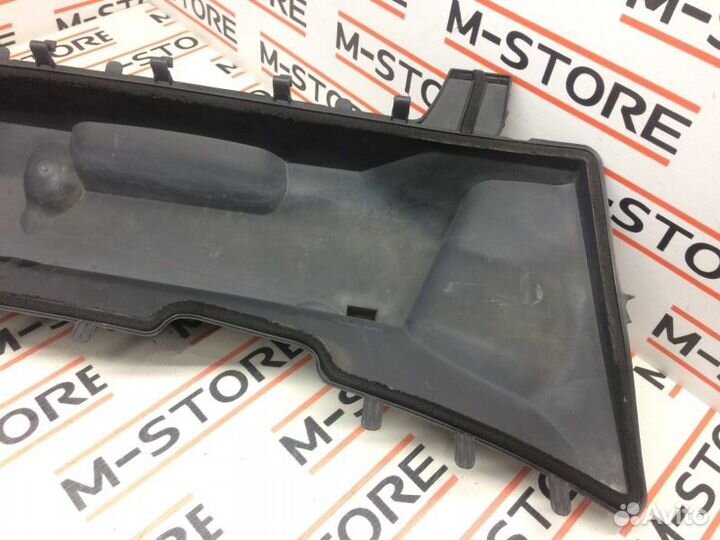 Воздухозаборник Mercedes-Benz E-Class W210 112.941