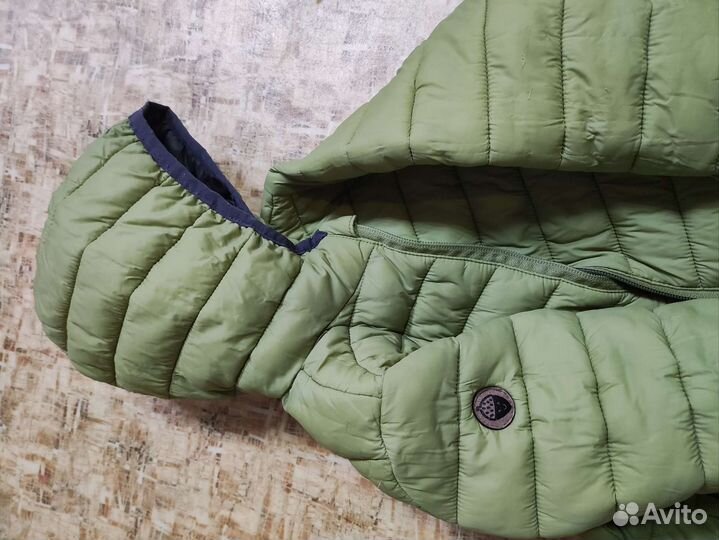 Продам куртку reserved