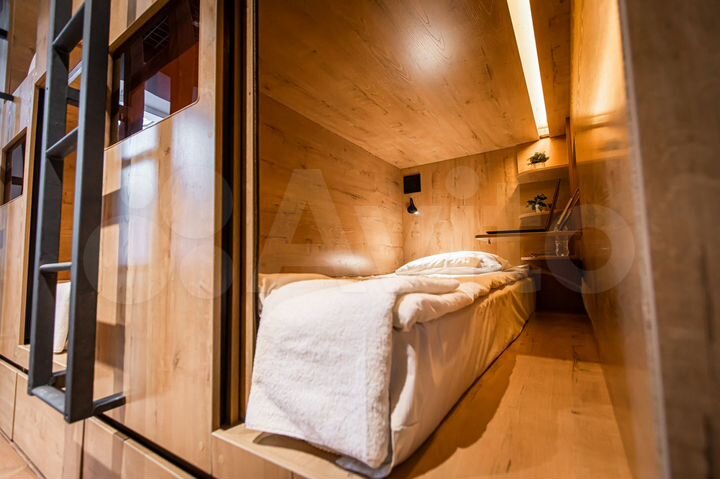 Комната 54 м², 1/4 эт.