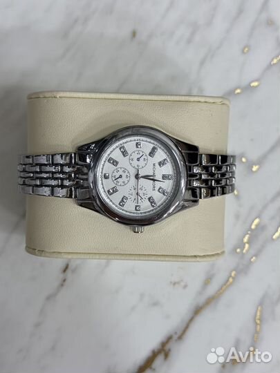 Женские часы