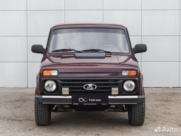 114 132. Niva Legend 3 дв. 1.7 Л (83 Л.С.), 5мт, Luxe, темно-зеленый "Несси 2"