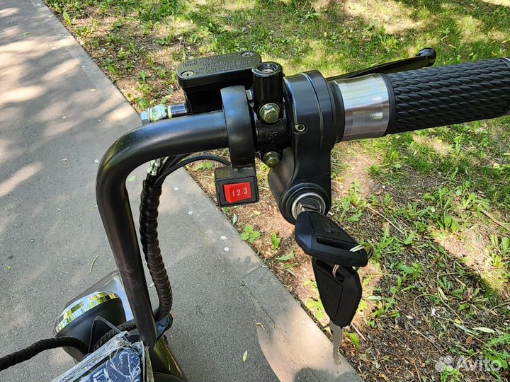 Электроскутер citycoco