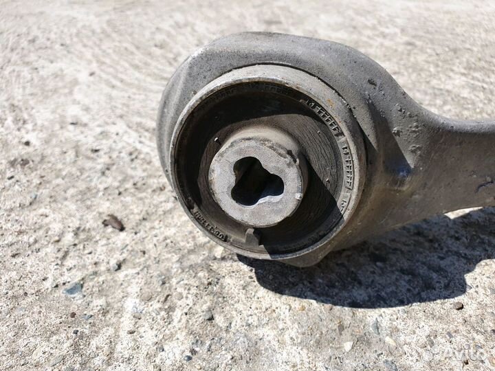 Рычаг продольный передний левый для Mercedes W212