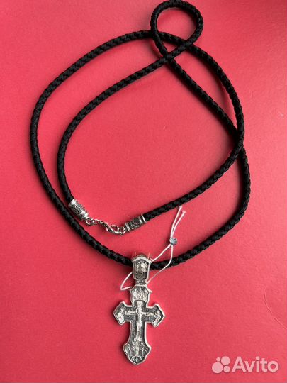 Крест и гайтан