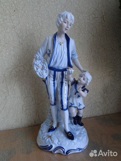 Статуэтки KPM 34см